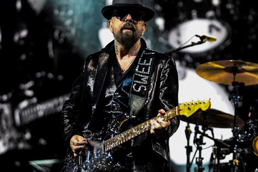 Dave Stewart performing live with guitar