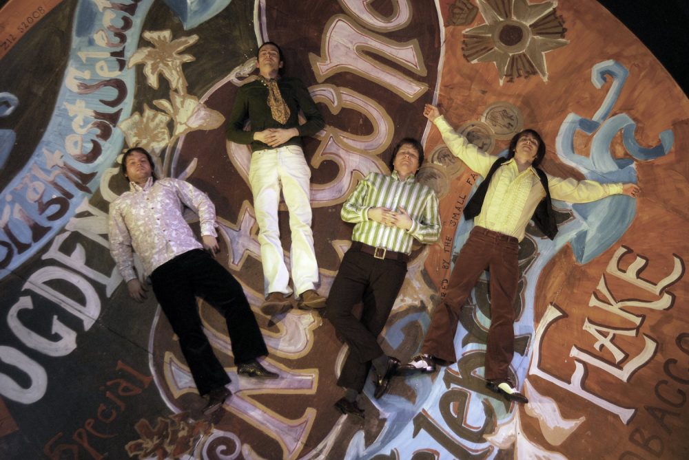 Small Fakers performing the songs of the Small Faces